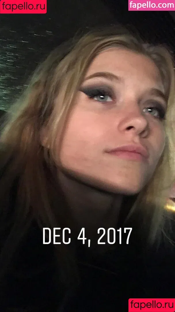 Cherie Lorraine / Cherry Albrecht / cherielorraine / solarrheart Onlyfans Photo Gallery 