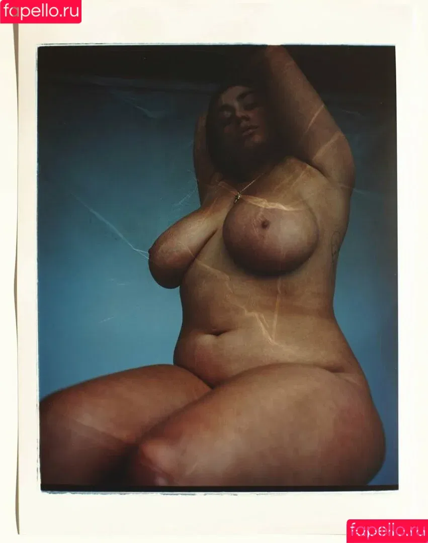 Paige Mary Grace / paigemarygrace / paigeofhearts Onlyfans Photo Gallery 