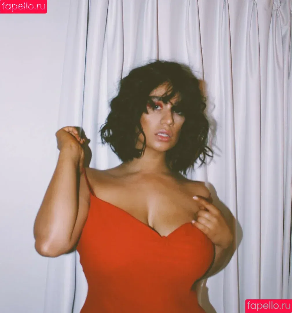 Paige Mary Grace / paigemarygrace / paigeofhearts Onlyfans Photo Gallery 