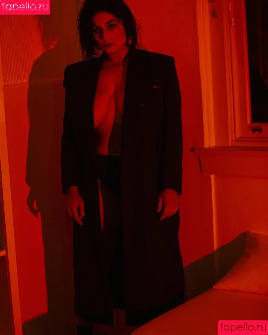 Paige Mary Grace / paigemarygrace / paigeofhearts Onlyfans Photo Gallery 