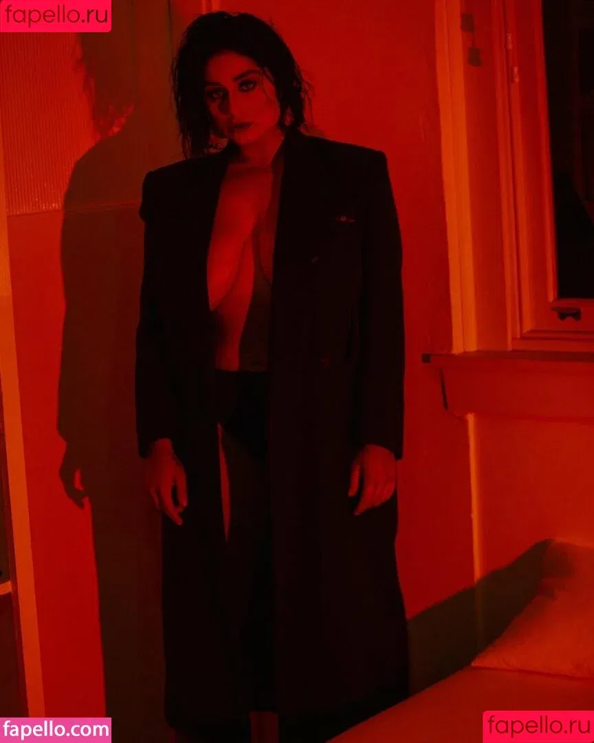 Paige Mary Grace / paigemarygrace / paigeofhearts Onlyfans Photo Gallery 