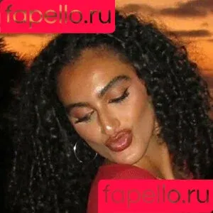 Imangharram / arabianprincessx / imang Onlyfans Photo Gallery 