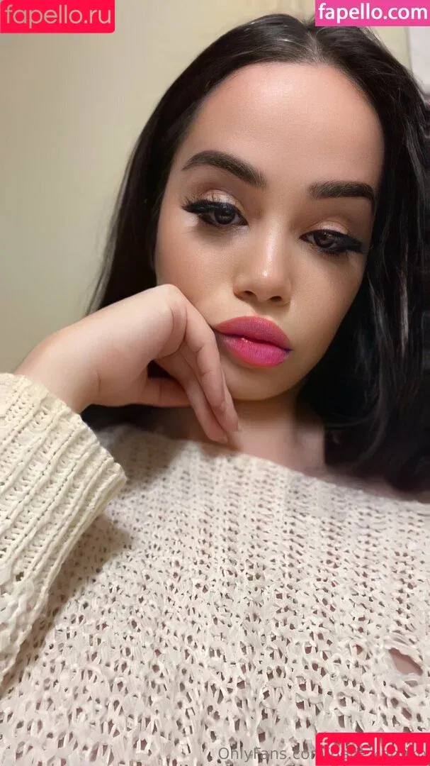 belle.kamiko Onlyfans Photo Gallery 