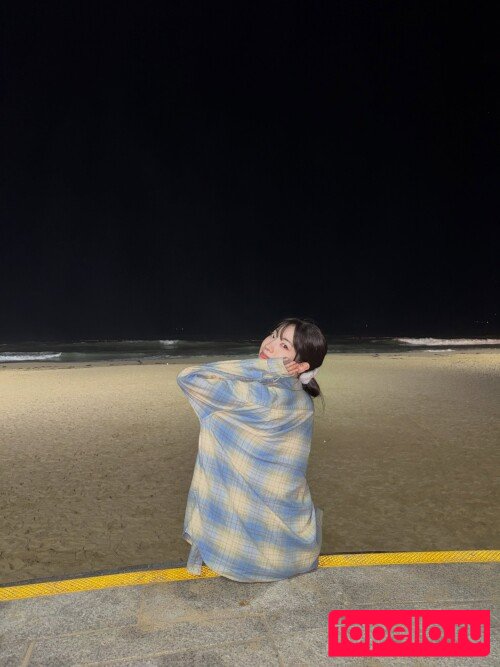 Twice Kpop Nude Onlyfans Photo 9