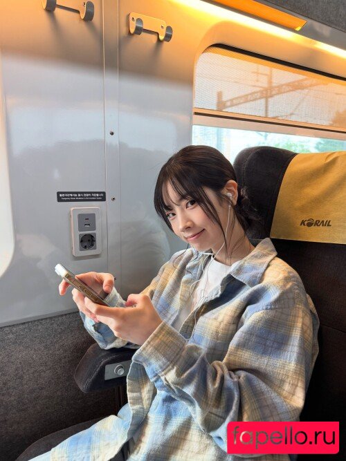 Twice Kpop Nude Onlyfans Photo 10
