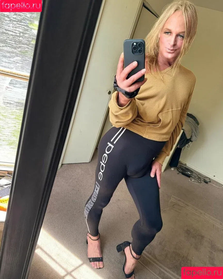 Hottie Bratt / hottie.bratt / jaim.e4034 Onlyfans Photo Gallery 