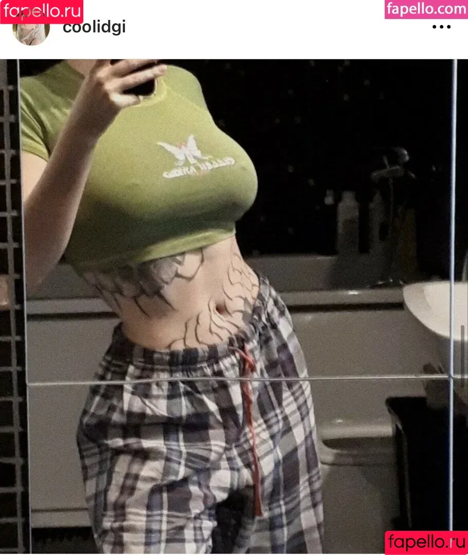 Alisa Kulidzchi / alisaaa.v / alisakulik / coolidgi Onlyfans Photo Gallery 