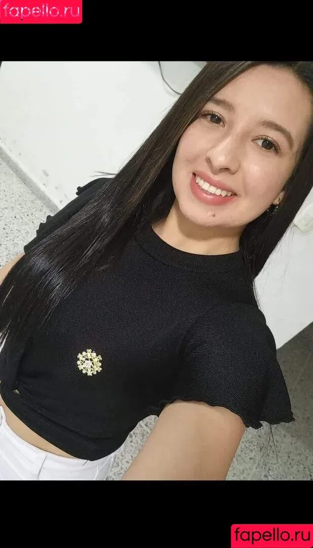 Colombians ???????? / camilagodness Onlyfans Photo Gallery 