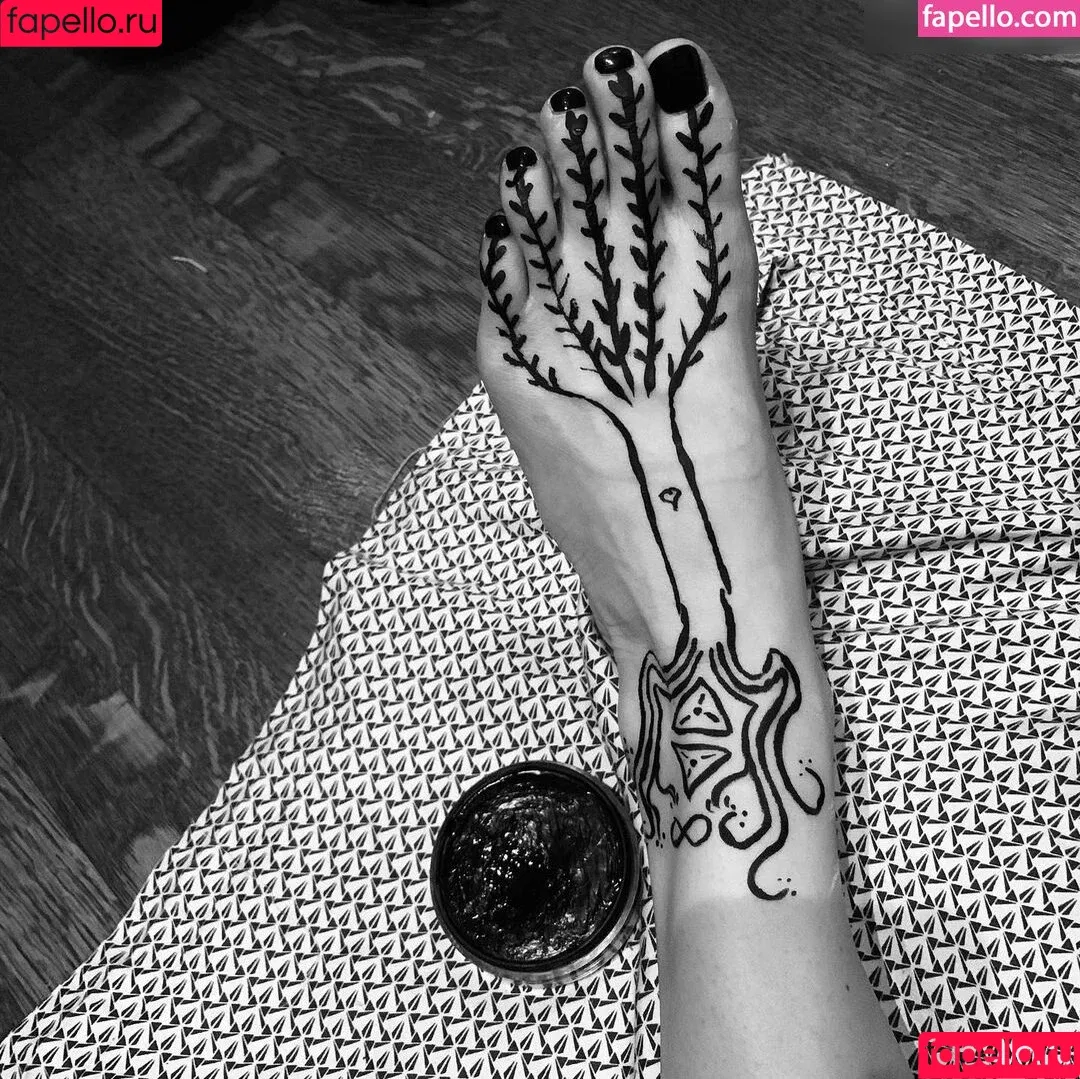 Britt Lower / brittle Onlyfans Photo Gallery 