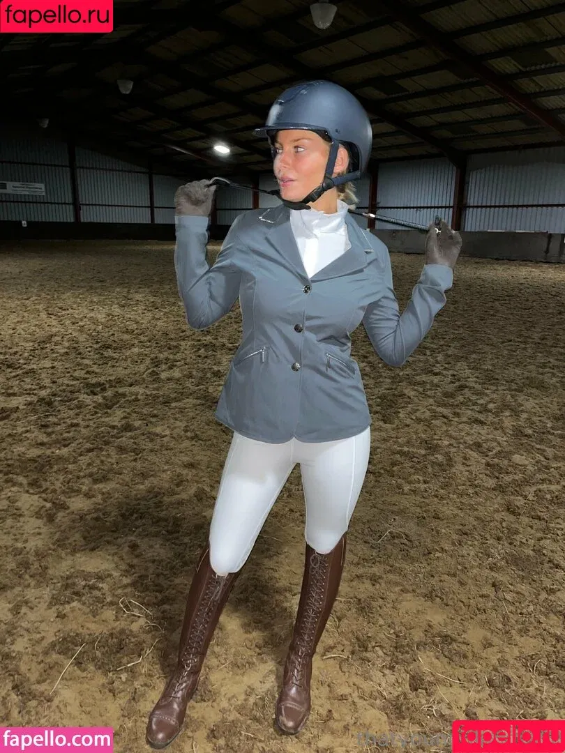 https: / thatyoungblonde_ / thatyoungblondevip Onlyfans Photo Gallery 