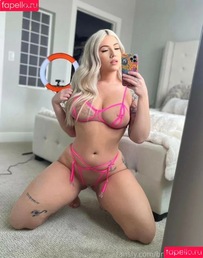 brittnyblaine / thebrittnyblaine Onlyfans Photo Gallery 