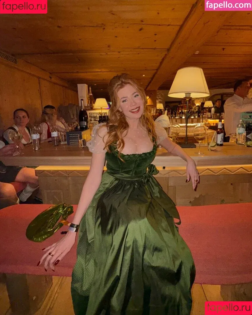 Palina Rojinski / action / palinski Onlyfans Photo Gallery 