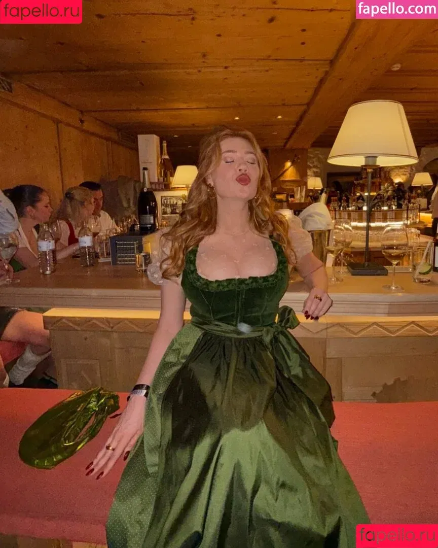 Palina Rojinski / action / palinski Onlyfans Photo Gallery 