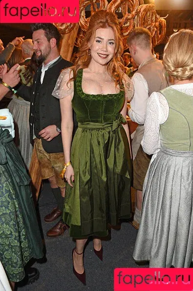 Palina Rojinski / action / palinski Onlyfans Photo Gallery 