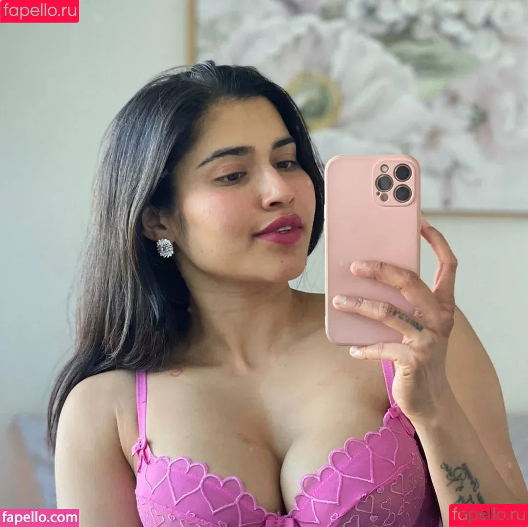 Ravina Patel / its_ravina2429 / its_shoaibravina Onlyfans Photo Gallery 