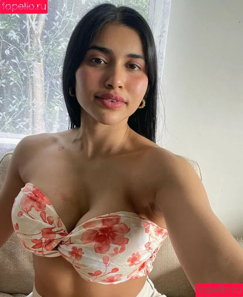 Ravina Patel / its_ravina2429 / its_shoaibravina Onlyfans Photo Gallery 