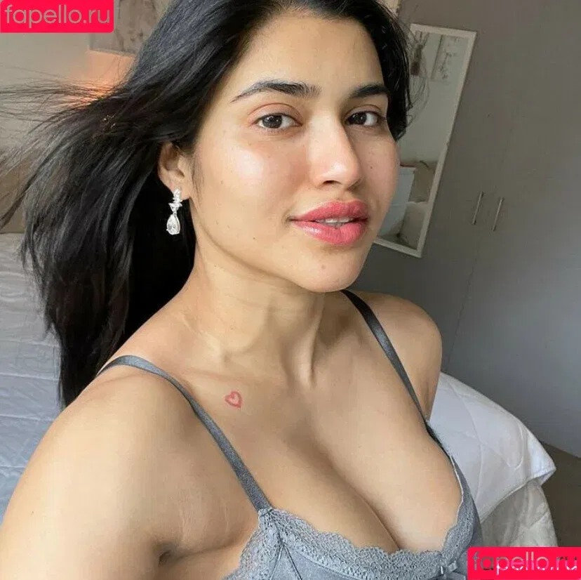 Ravina Patel / its_ravina2429 / its_shoaibravina Onlyfans Photo Gallery 
