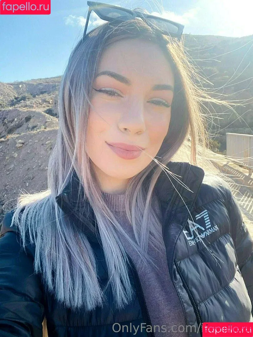 ivyleahlovell / ivylovell Onlyfans Photo Gallery 