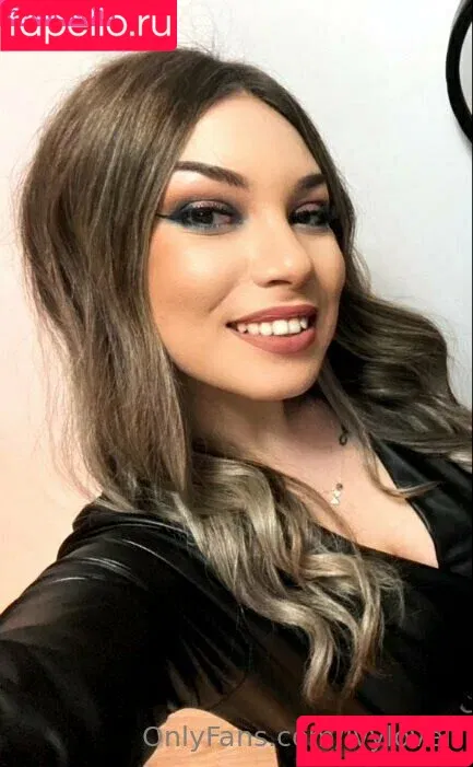 ivyleahlovell / ivylovell Onlyfans Photo Gallery 