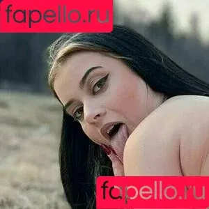 AndreeaKg19 / andrepaez19 Onlyfans Photo Gallery 