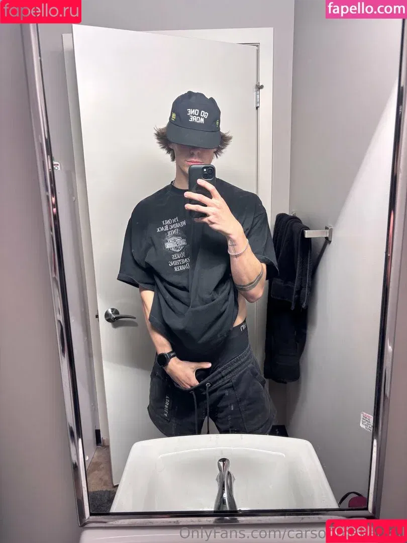 carsmak_ / carsonmakarrall Onlyfans Photo Gallery 