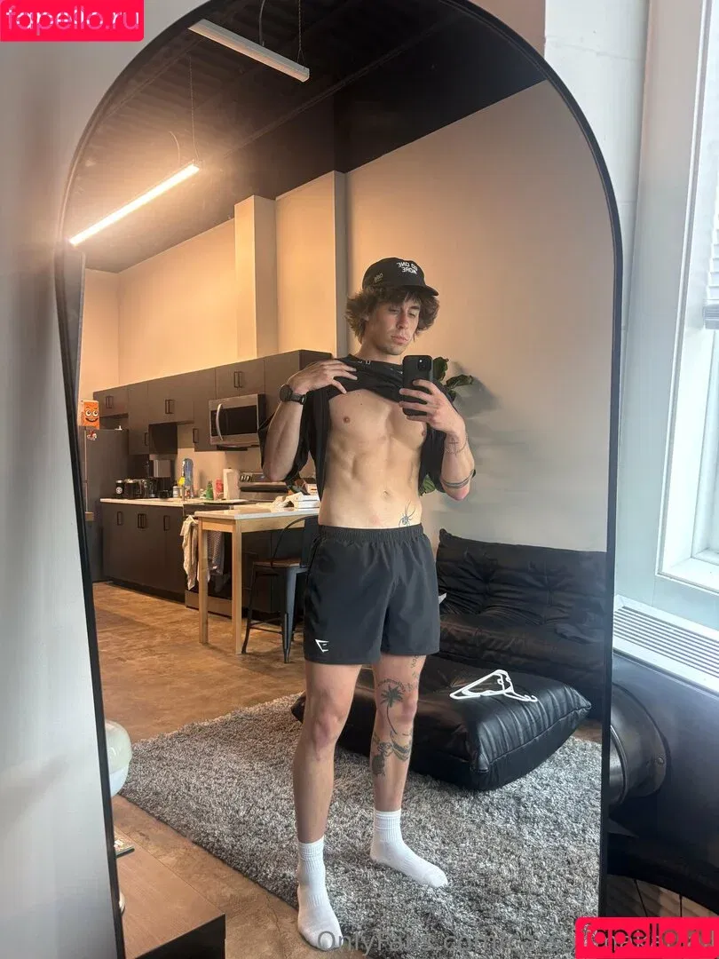 carsmak_ / carsonmakarrall Onlyfans Photo Gallery 