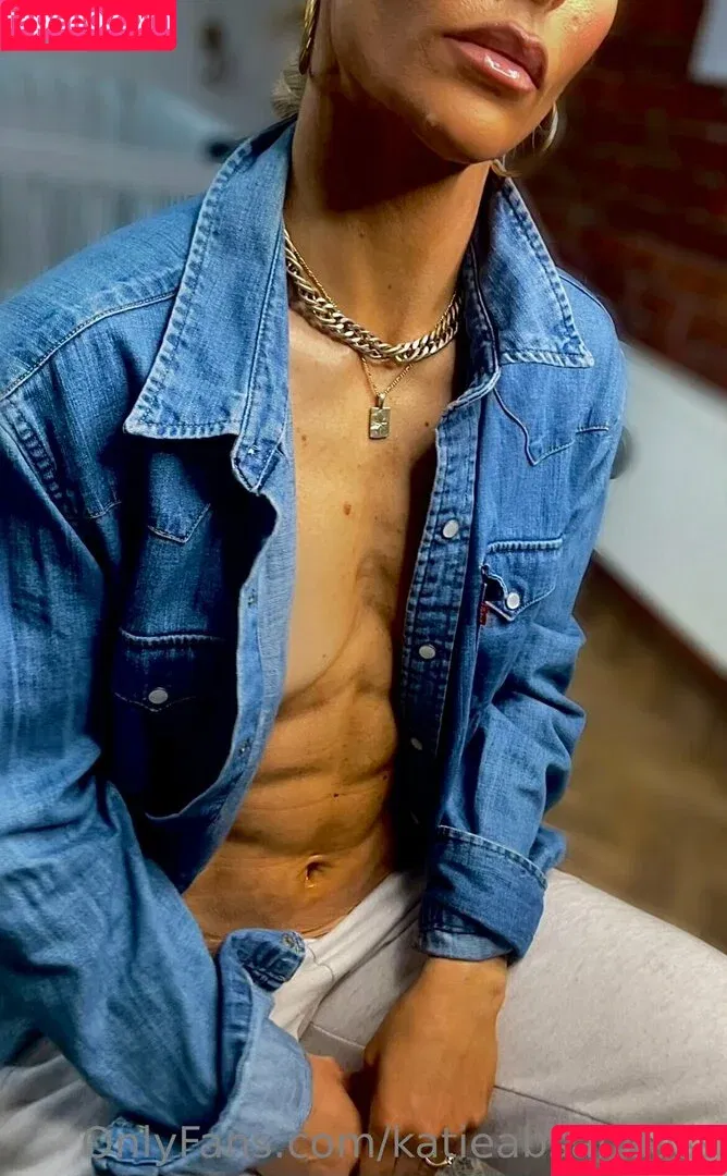 katieabsandass / katiessands Onlyfans Photo Gallery 