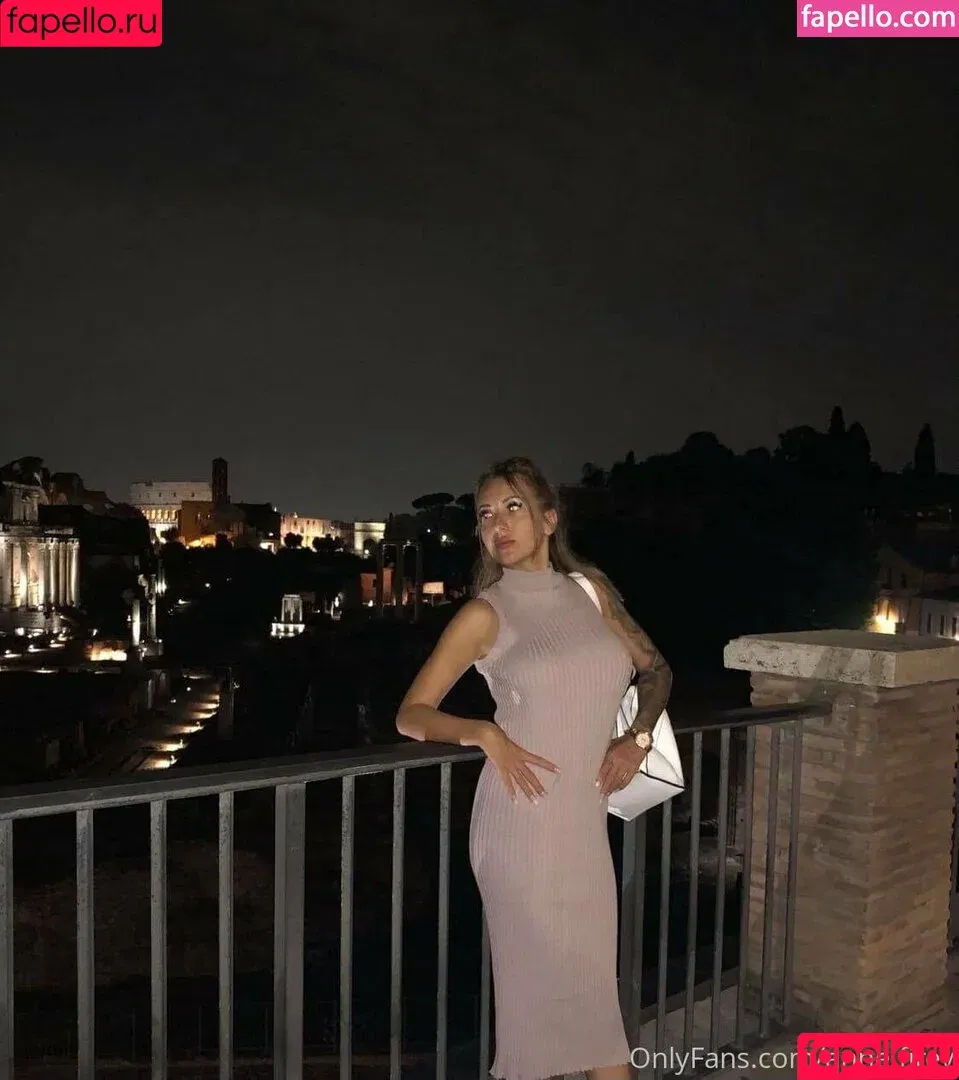 issaa.0 / issaa0 Onlyfans Photo Gallery 