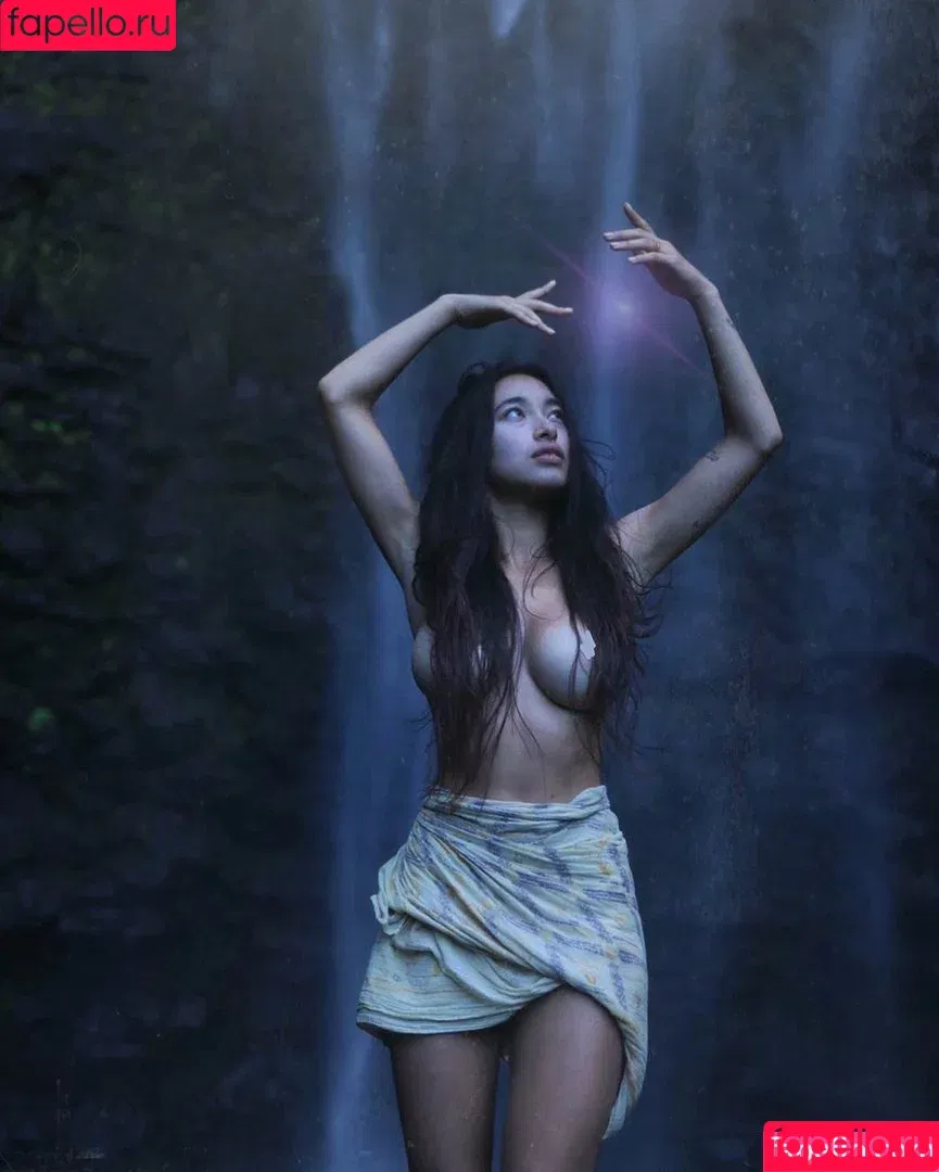 Hitomi Mochizuki / yaknowme_hitomi Onlyfans Photo Gallery 