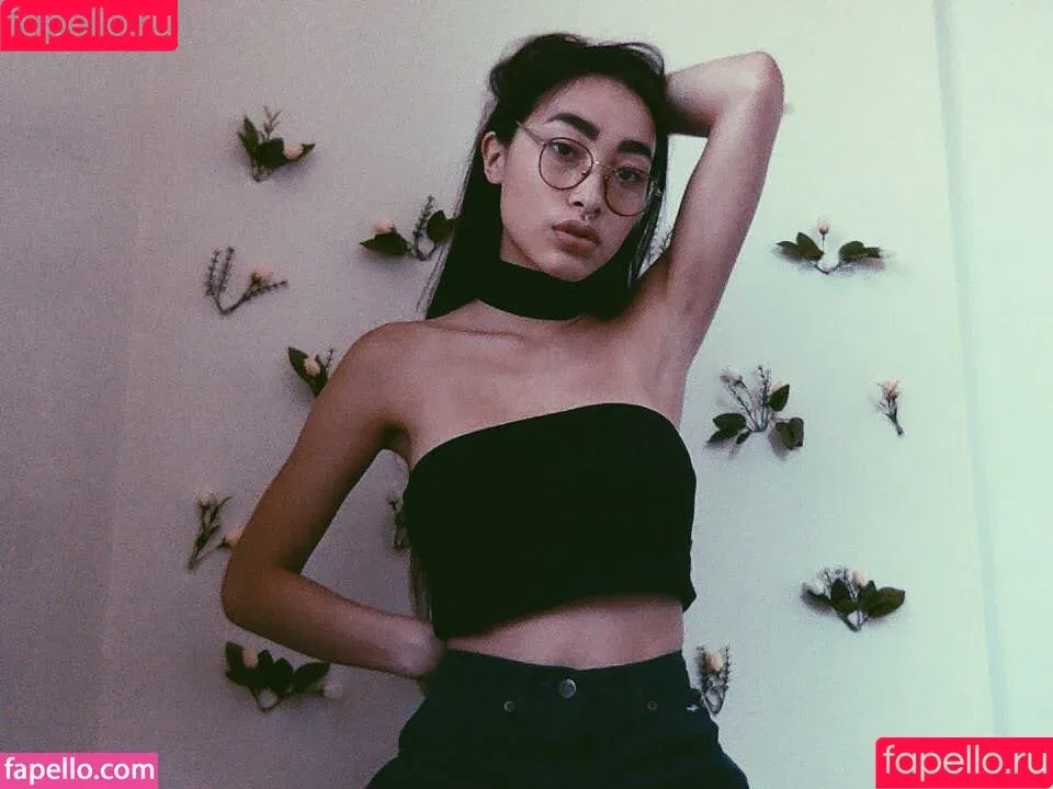 Hitomi Mochizuki / yaknowme_hitomi Onlyfans Photo Gallery 