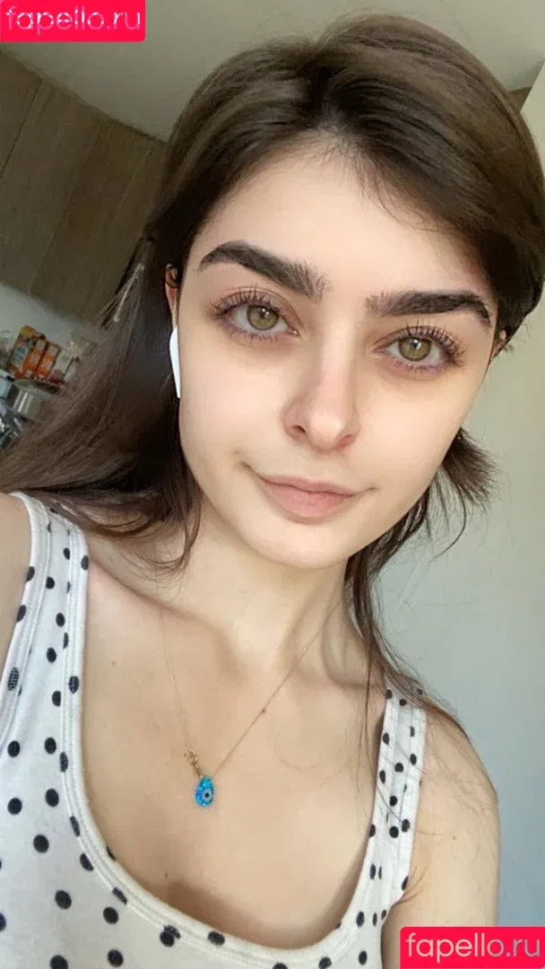 / Aruuu / DeputyARUUU / malachitexd Onlyfans Photo Gallery 