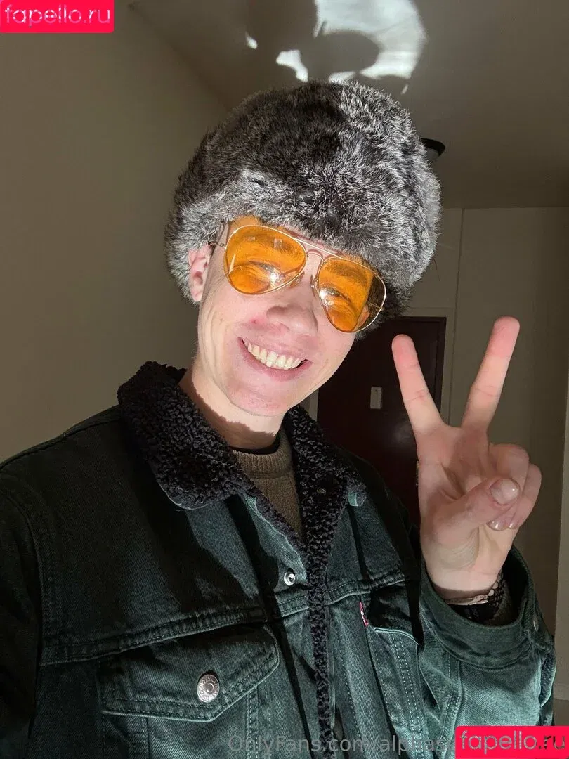 alpha.sendauri / alphasendaurifree Onlyfans Photo Gallery 