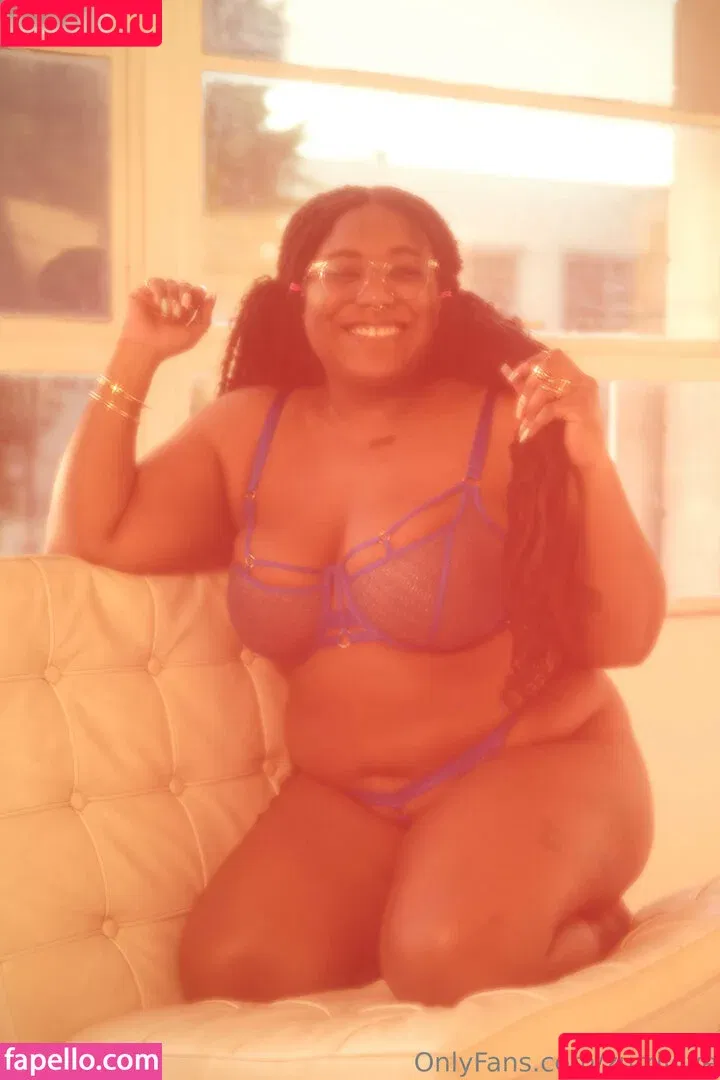 zurilovesvanilla / zurrilove Onlyfans Photo Gallery 