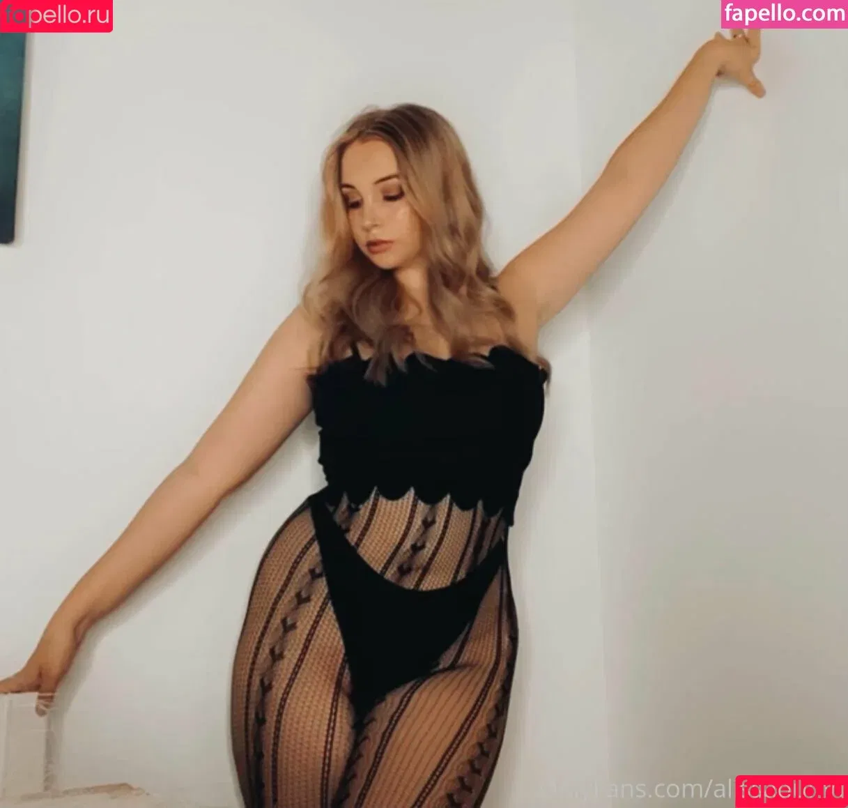 Alissa / alissaquinn / https: / realalyssaquinn Onlyfans Photo Gallery 