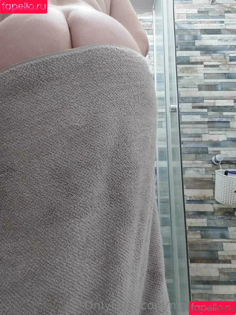 ninaaalove Onlyfans Photo Gallery 