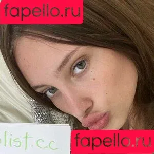 Chloe Haze / Chloeehaze / chloesquishhyy Onlyfans Photo Gallery 