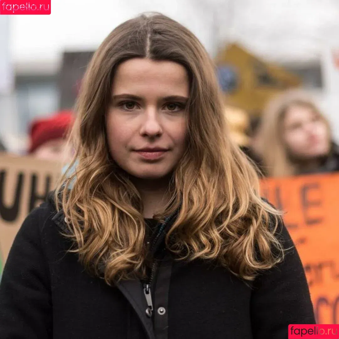 Luisa Neubauer / Luisamneubauer / luisaneubauer Onlyfans Photo Gallery 