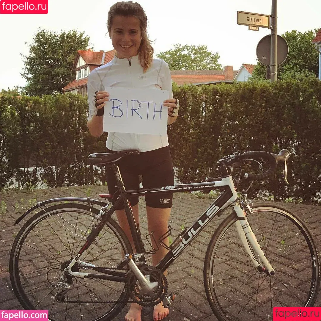 Luisa Neubauer / Luisamneubauer / luisaneubauer Onlyfans Photo Gallery 