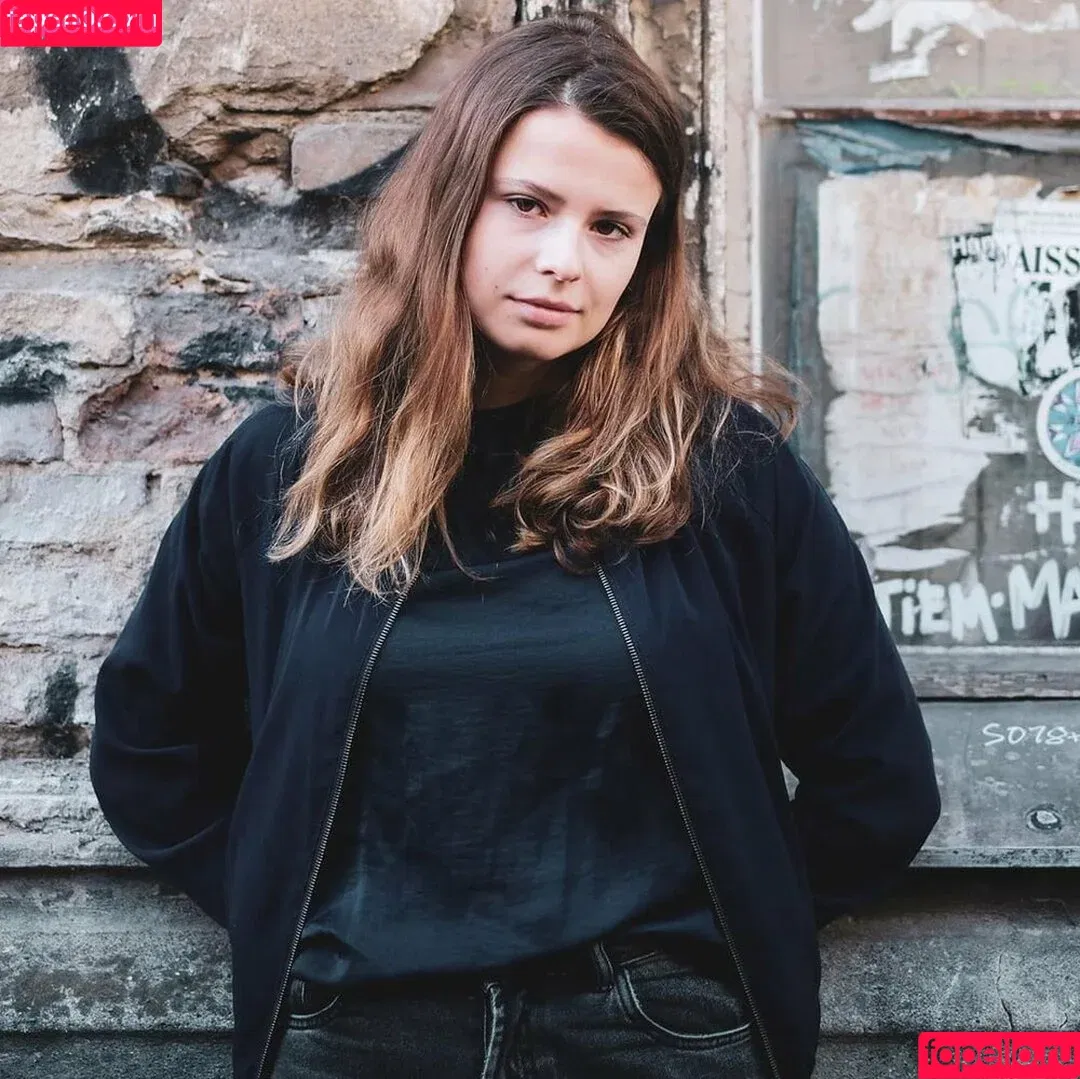 Luisa Neubauer / Luisamneubauer / luisaneubauer Onlyfans Photo Gallery 