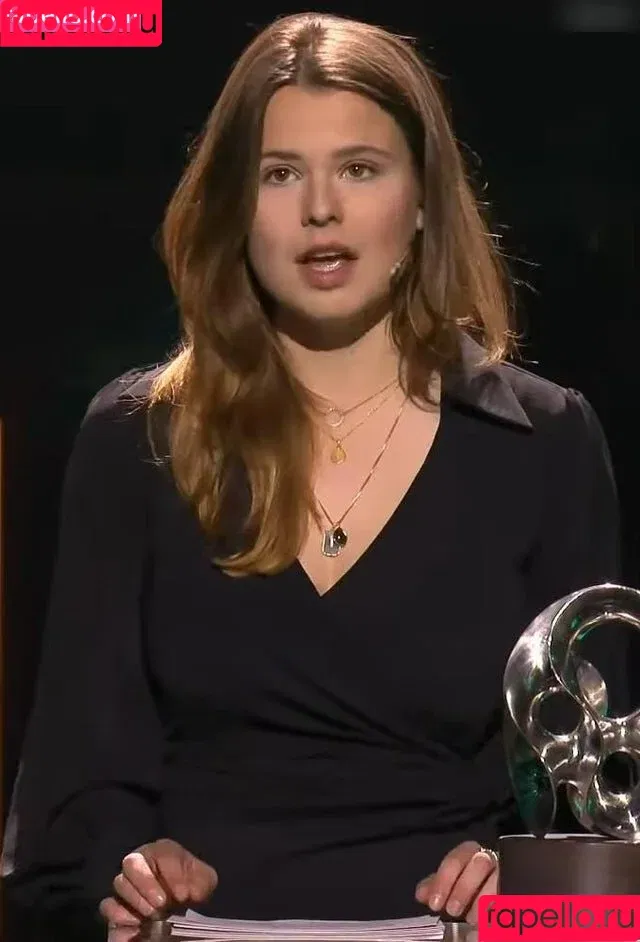 Luisa Neubauer / Luisamneubauer / luisaneubauer Onlyfans Photo Gallery 