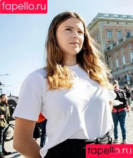 Luisa Neubauer / Luisamneubauer / luisaneubauer Onlyfans Photo Gallery 