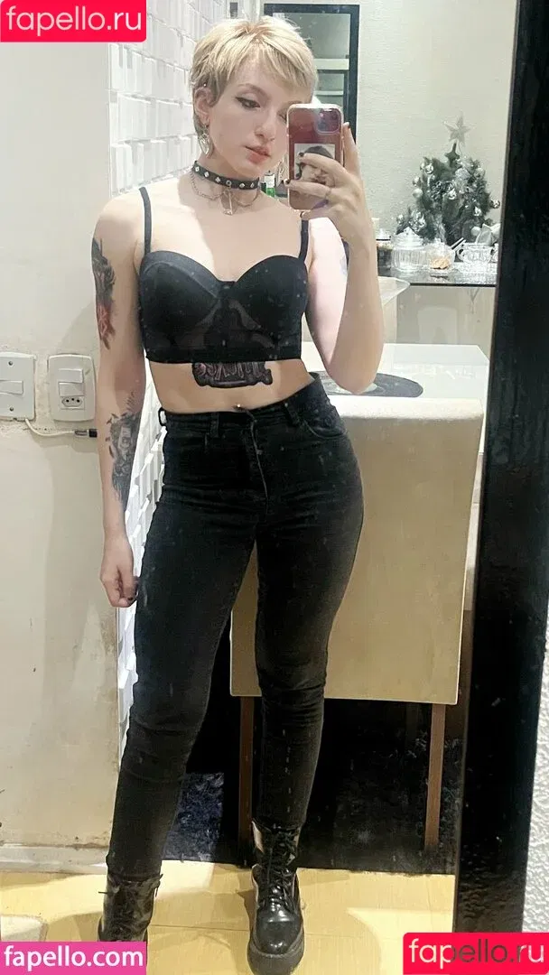 Akemy Sama / akemi101xoxo / akemy.sama Onlyfans Photo Gallery 