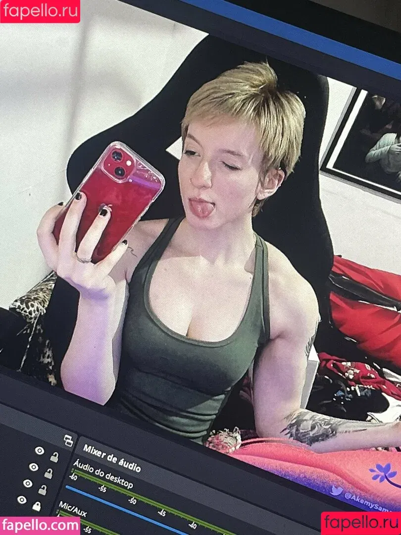 Akemy Sama / akemi101xoxo / akemy.sama Onlyfans Photo Gallery 