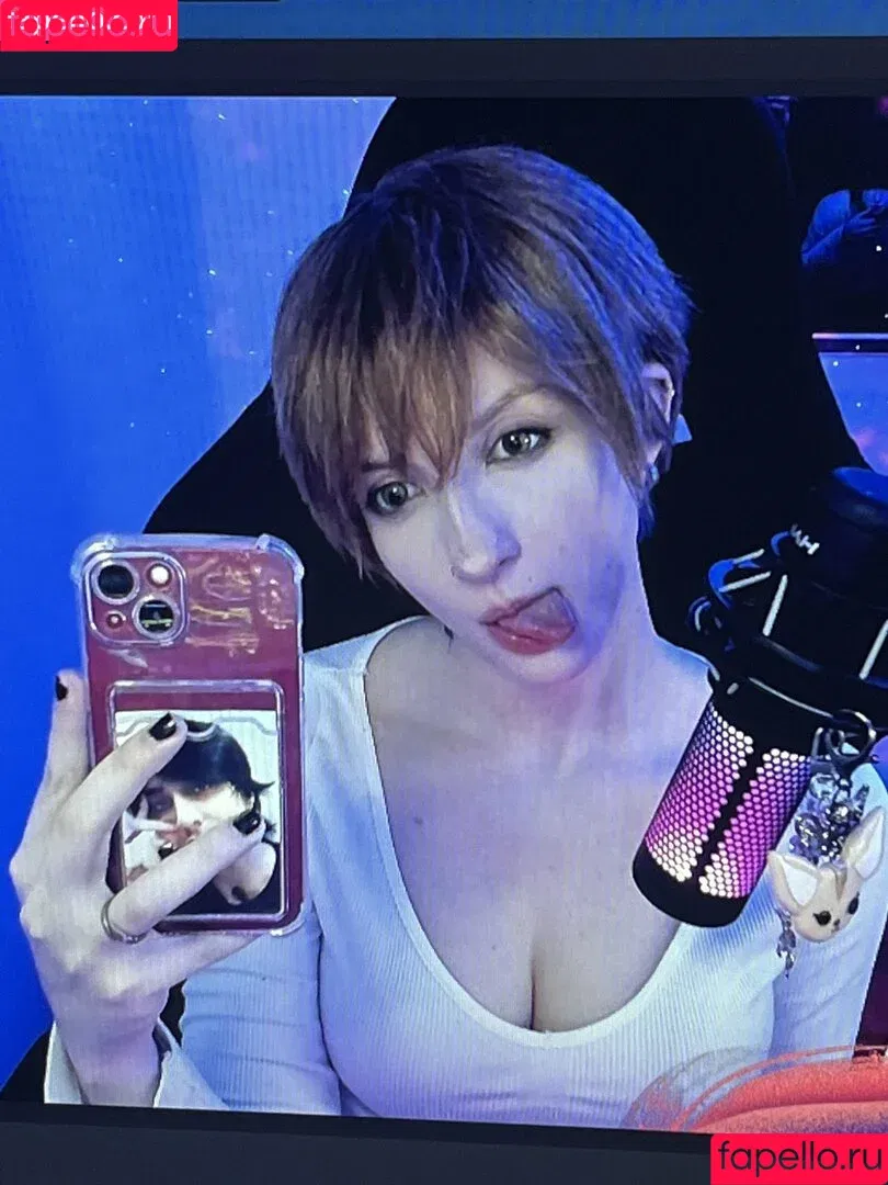 Akemy Sama / akemi101xoxo / akemy.sama Onlyfans Photo Gallery 