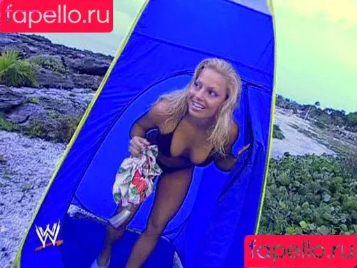 Trish Stratus / trishstratuscom Onlyfans Photo Gallery 