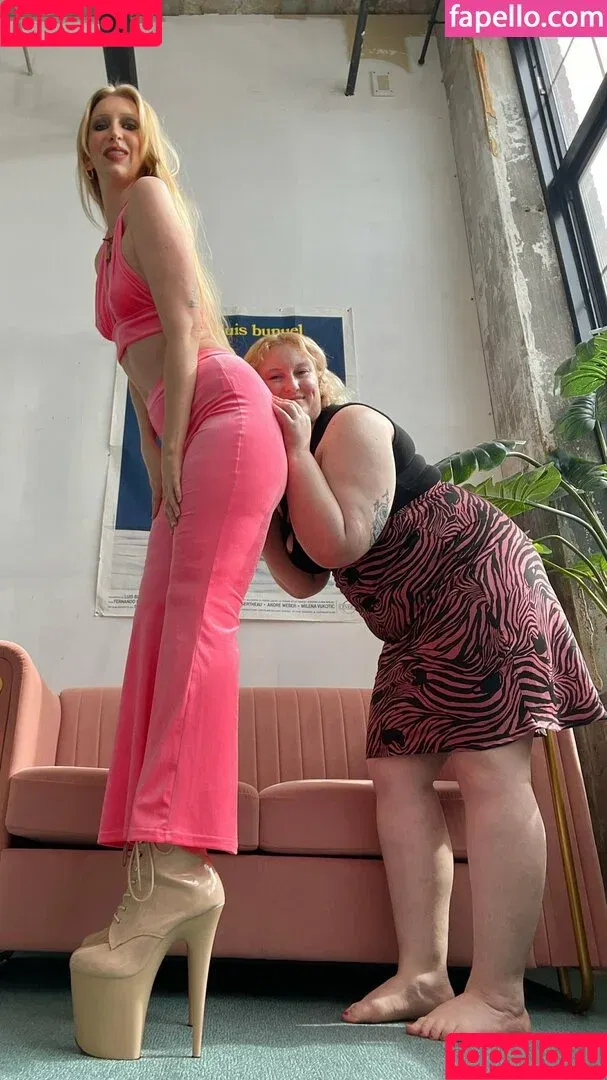 dajahmonae / tall.doll Onlyfans Photo Gallery 