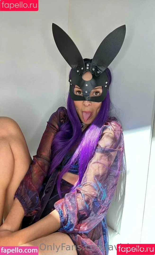 _avislove_ / avislovee Onlyfans Photo Gallery 