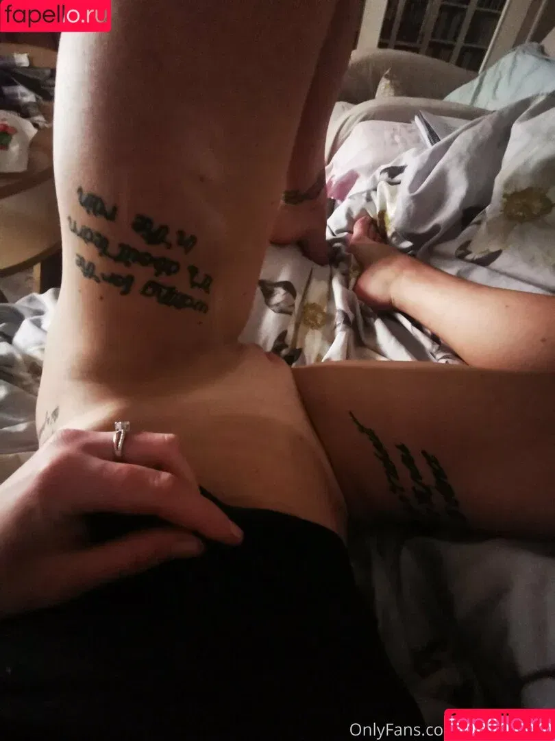 inked_cristina / inkedxristina Onlyfans Photo Gallery 