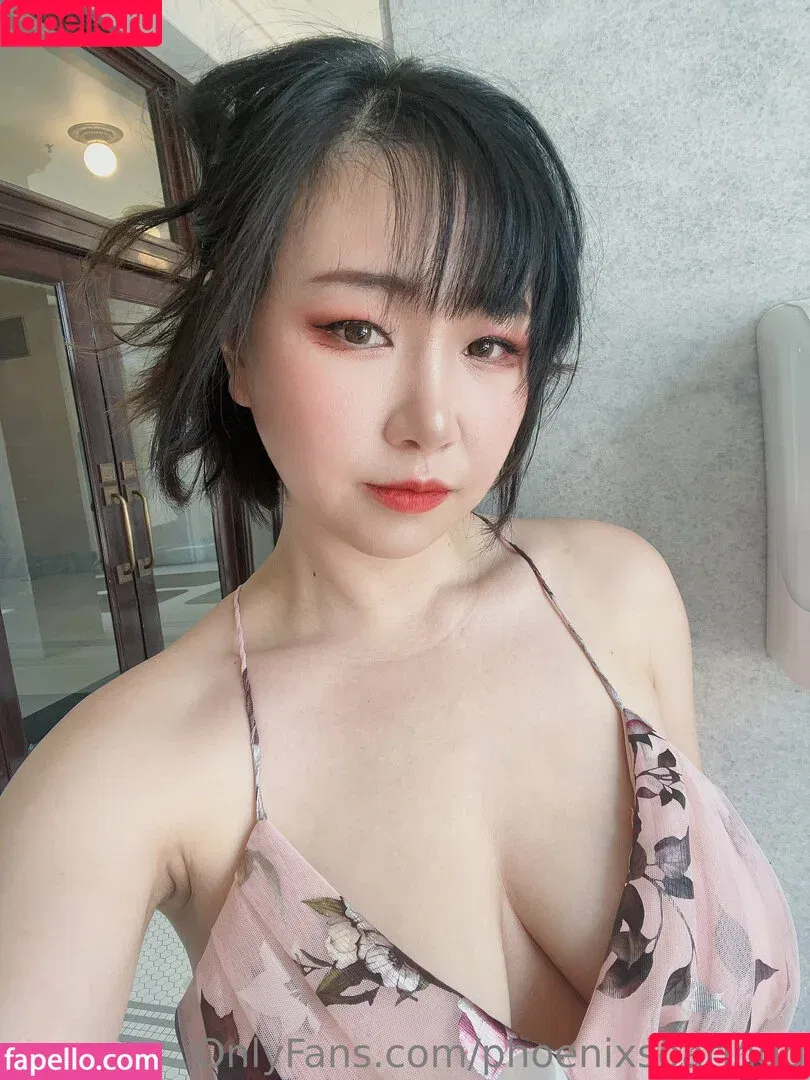 phoenix_cosplaying / phoenixsoaringg Onlyfans Photo Gallery 