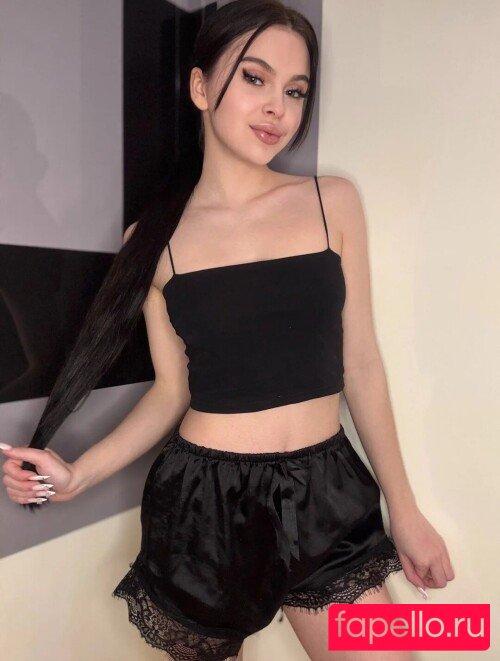 mikaelavixen Nude Onlyfans Photo 4